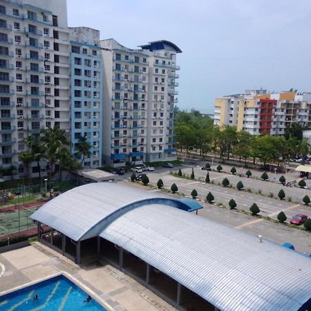 Oyo Homes 90499 Marina View Villas Петалинг Джая Екстериор снимка