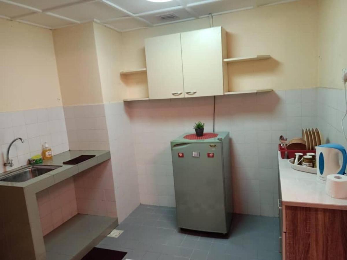 Oyo Homes 90499 Marina View Villas Петалинг Джая Екстериор снимка
